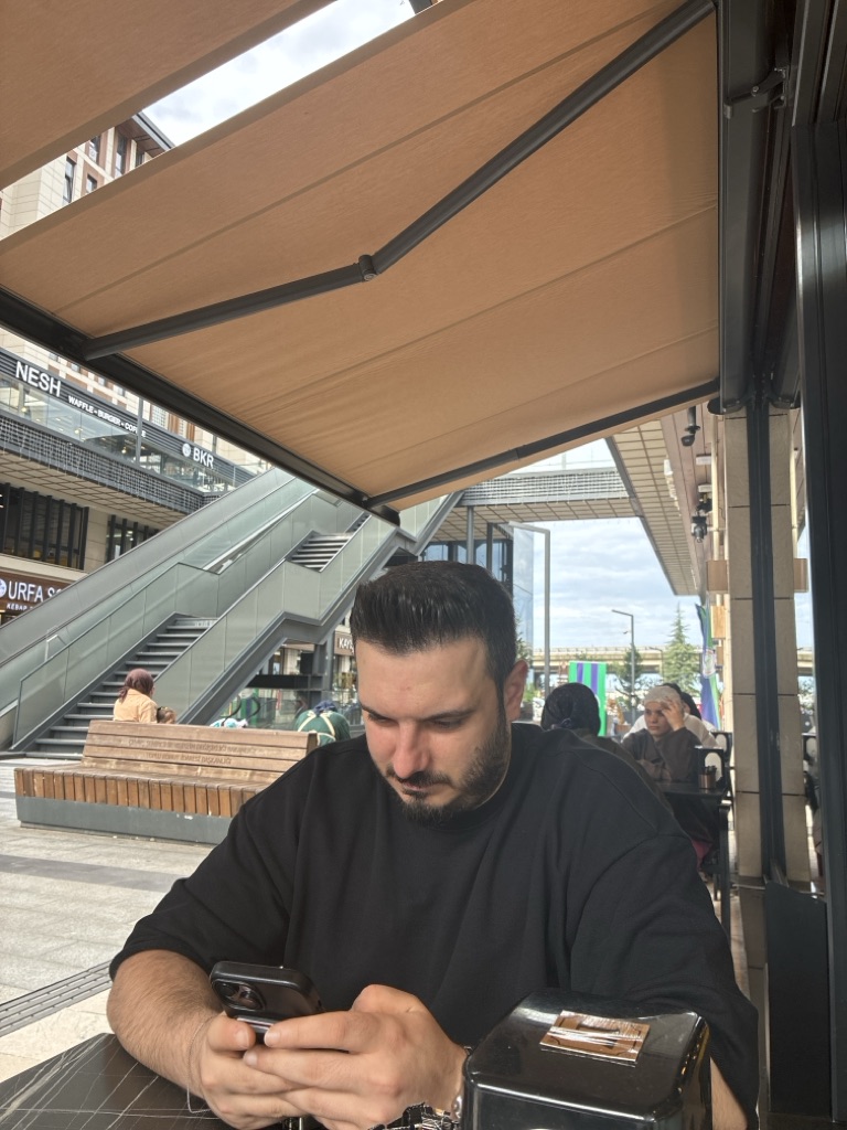 Konak Pastahaneleri